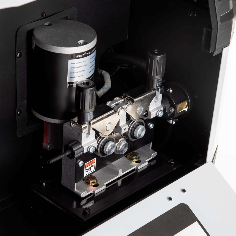spawarka migomat skandi kraft itech mig 250 4r dual v (9).jpg