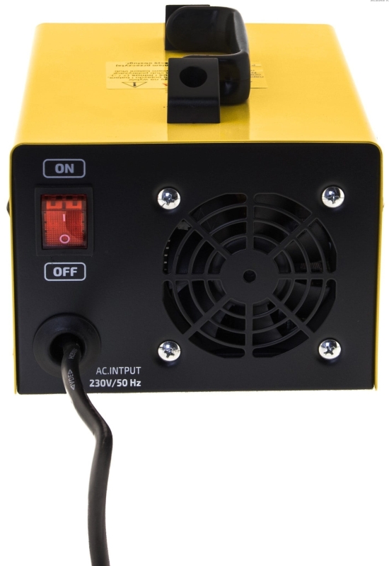 prostownik-inwerterowy-magnum-agri-15-v2-6-12v-15a-230v-pb-agm-gel-lifepo4 (6).jpg